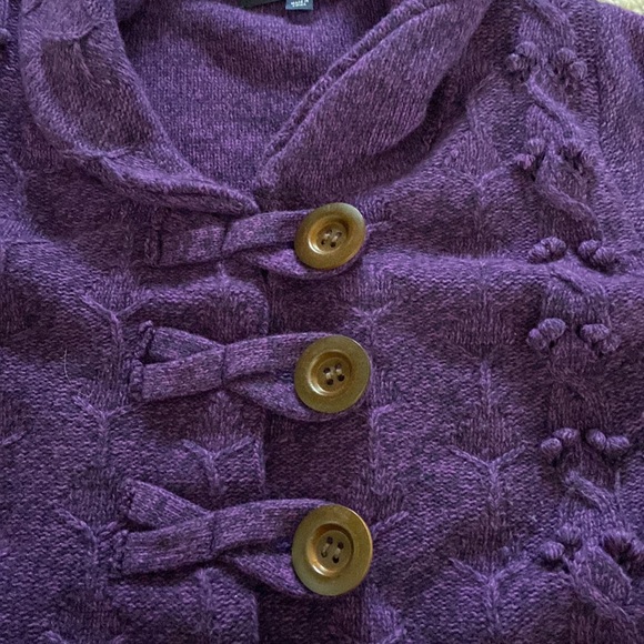 Beautiful lambswool sweater! Unique - Picture 5 of 6